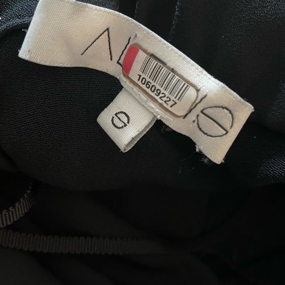 Alexis Jumpsuit Dawn Black Contrast Keyhole Trim Halter Jumpsuit Small - Picture 6 of 12